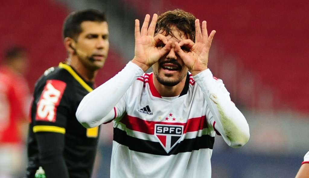 Atlético-MG tem acordo com Igor Gomes e aguarda aval do São Paulo para finalizar transferência