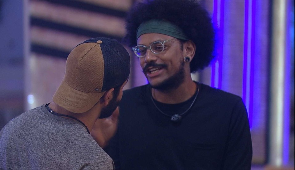 BBB21: João Luiz conversa com Rodolffo: ‘Não quero que você entenda que estou indo só em cima de você’