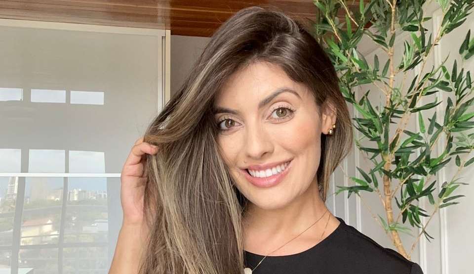 Conheça a influenciadora Rita Saraiva, que com seu jeito descontraído faz sucesso no universo feminino