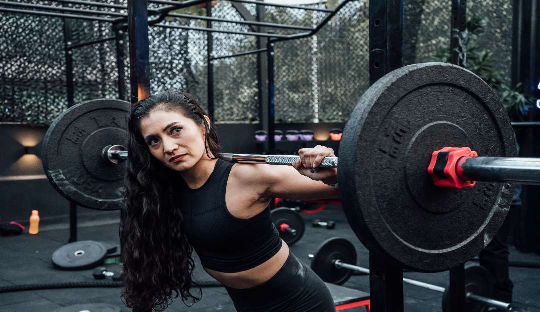 Aprenda a cuidar dos seus cabelos antes e depois do treino
