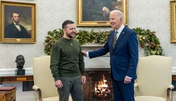 Volodymyr Zelensky faz primeira viagem internacional desde o inicio da invasão russa