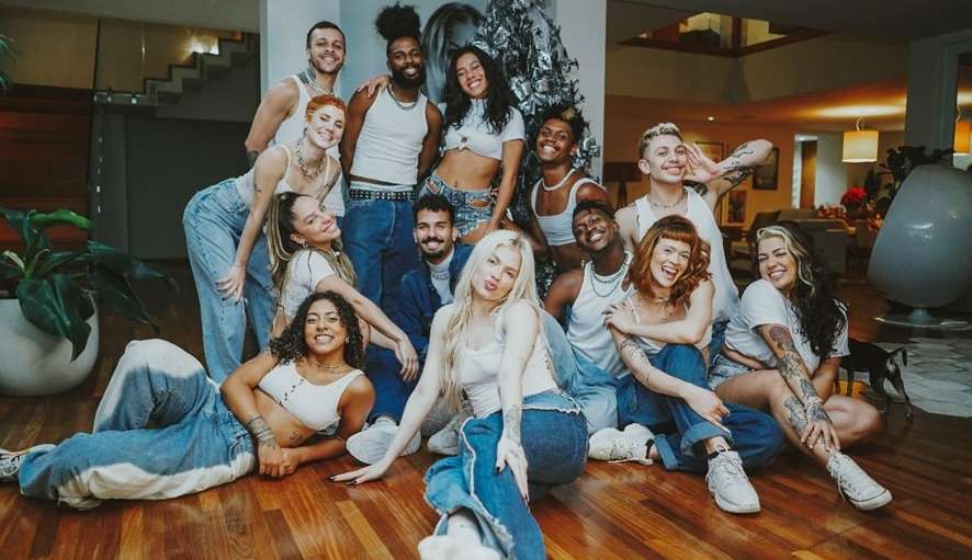 Luísa Sonza lança coreografia oficial de seu novo single e videoclipe “MAMACITA “