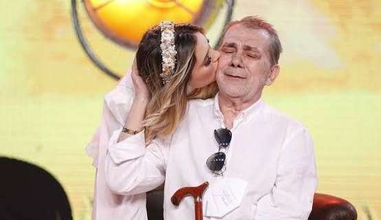 Virgínia diz que sentiu algumas vezes o cheiro de seu falecido pai em sua filha, Maria Flor