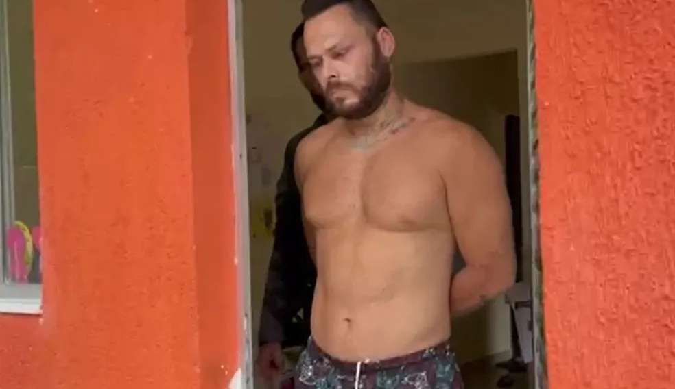 Ex-participante do reality ‘A Fazenda’ é preso suspeito de torturar o próprio filho