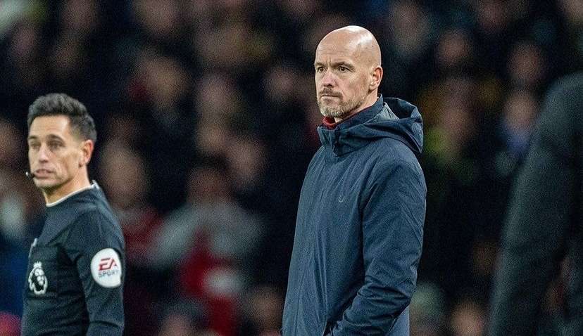 Ten Hag defende Antony de críticas sobre seu desempenho