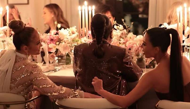 Jennifer Lopez surpreende web com alguns clicks com Oprah Winfrey, Kim Kardashian e outras estrelas
