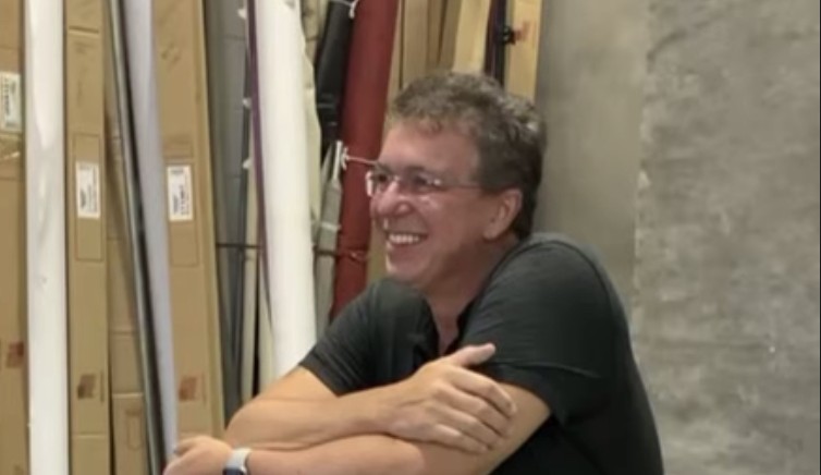 Boninho fala sobre bronca que produção deu em Juliette por tutorial de maquiagem: ‘Tadinha’