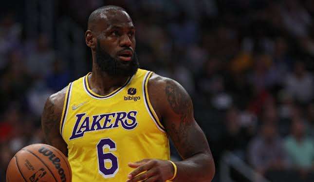 LeBron James busca se consolidar como maior maior pontuador da NBA