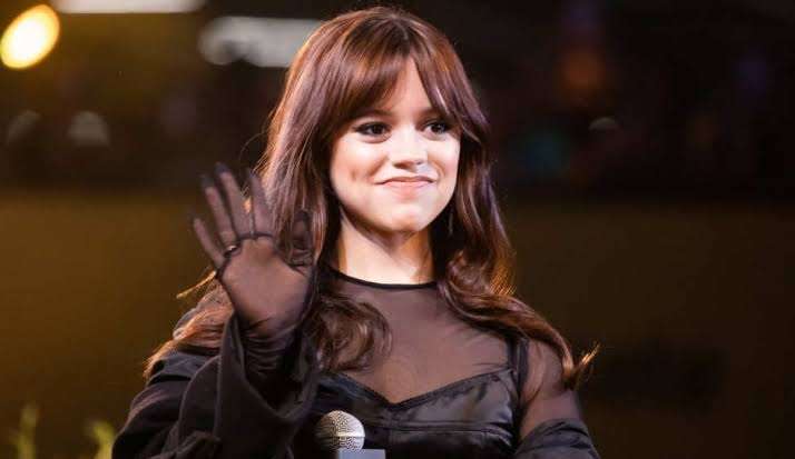 Jenna Ortega revelou que não tinha tempo de dormir durante as filmagens de Wandinha