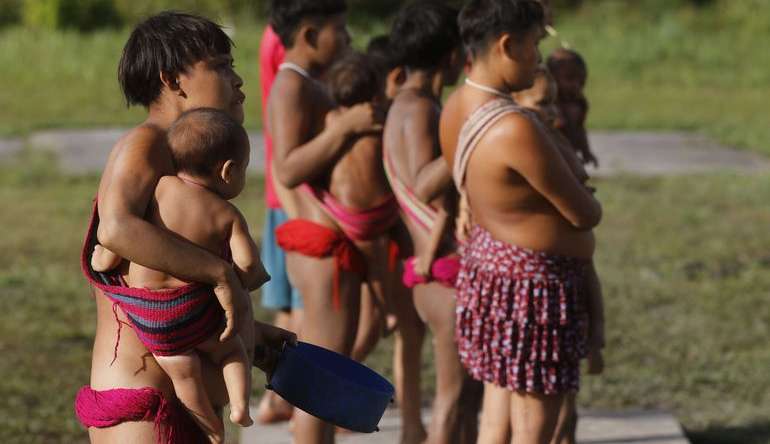 Ministério da Saúde antecipa vacinação de yanomamis contra covid-19