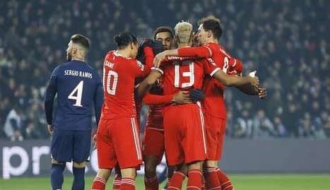 Bayern de Munique vence o Paris Saint Germain fora de casa e obtém vantagem no jogo da volta