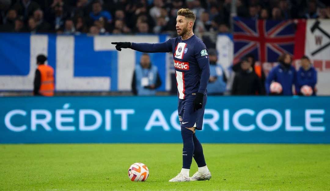 Após empurrão em fotógrafo, Sergio Ramos pede desculpas