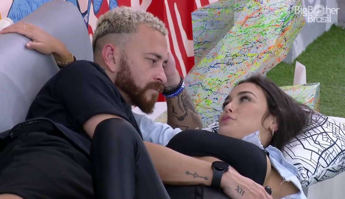 Larissa e Fred já estão decidindo em quem votar para próxima formação de paredão