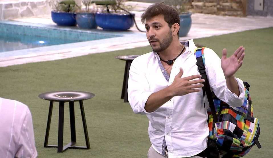 Caio é eliminado do BBB 21 com 70,22% dos votos