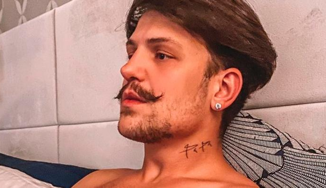 O cantor Saulo Pôncio passa por cirurgia para retirada de apêndice