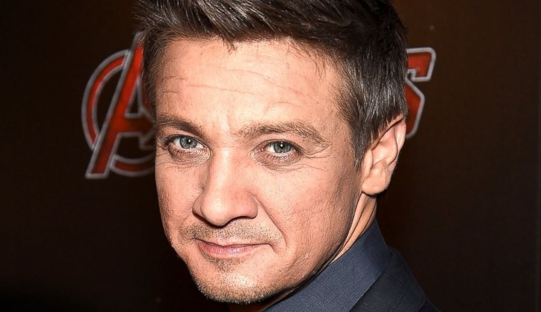 Jeremy Renner anuncia que as filmagens de Hakweye chegaram ao fim