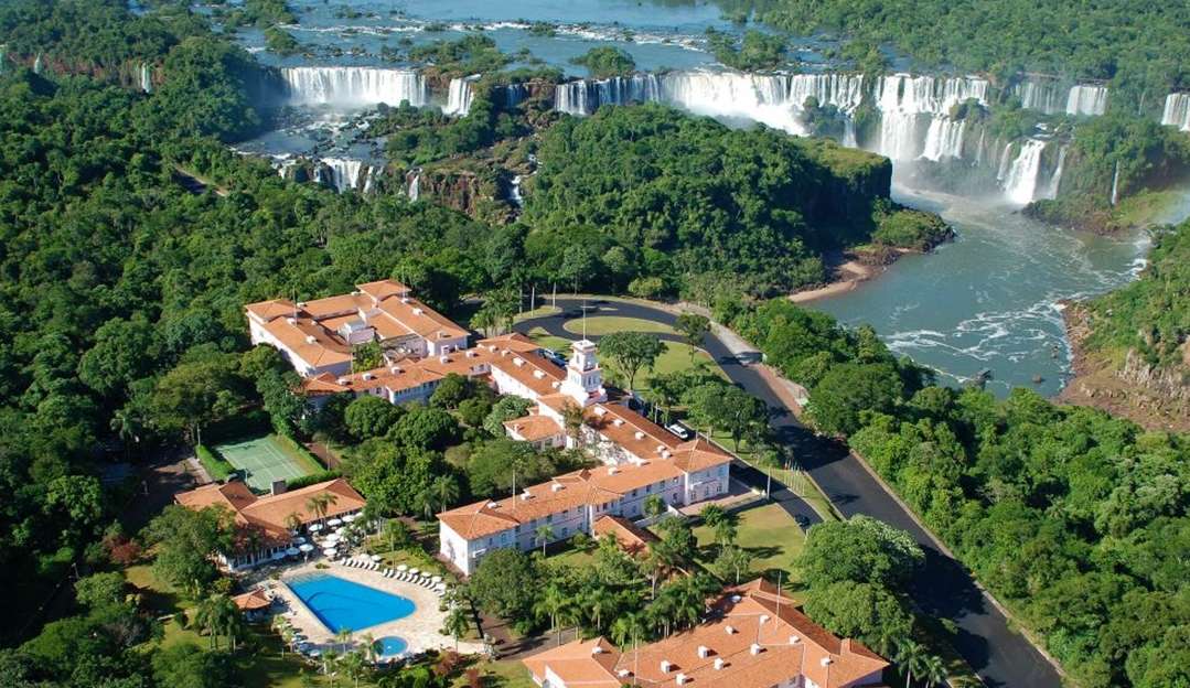 guia de viagens da Forbes: Brasil tem 1 hotel com nota máxima e outros 8 citados no guia