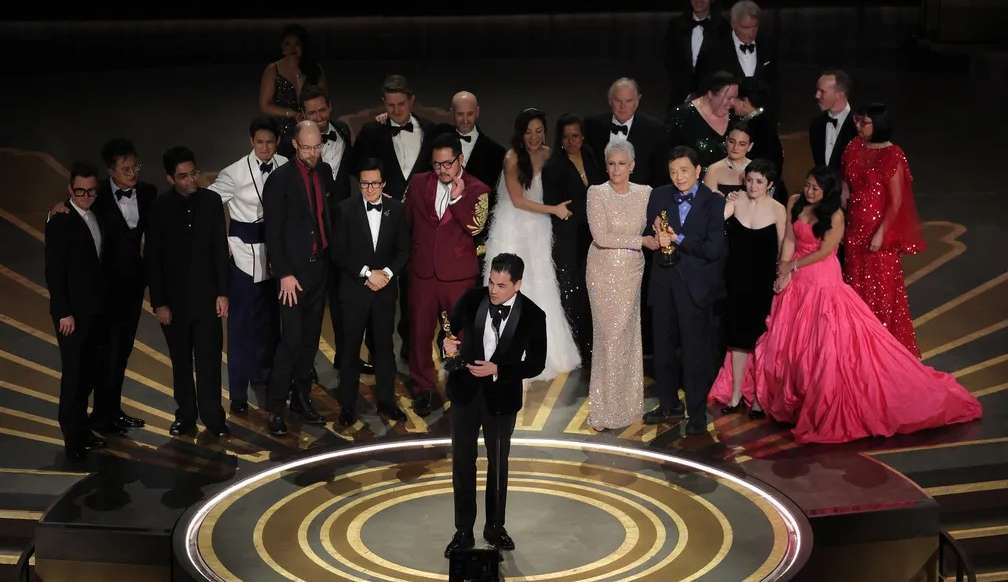 Oscar 2023: “Tudo em Todo Lugar ao Mesmo Tempo” vence melhor filme