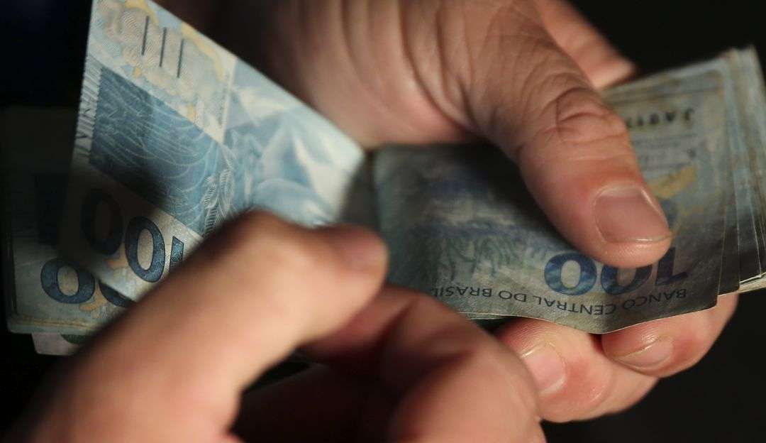 Governo começa a pagar no novo Bolsa Família nesta segunda-feira