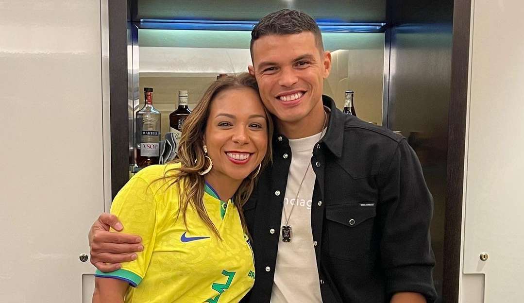 Se recuperando de lesão, Thiago Silva faz reparos em casa