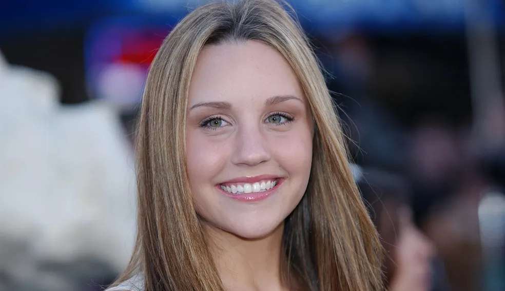 Amanda Bynes é internadda em clínica psiquiátrica