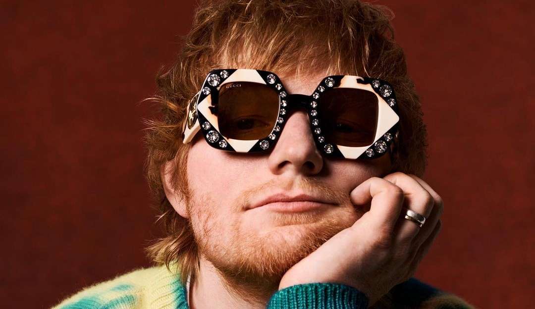 Ed Sheeran é perseguido por monstro no clipe “Eyes Closed”