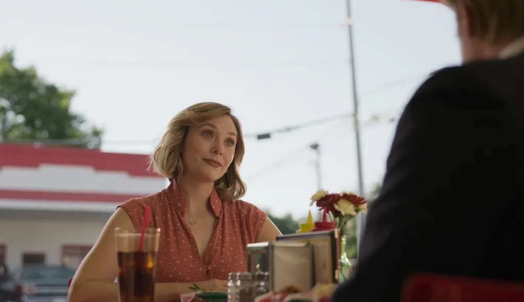 Elizabeth Olsen é acusada de matar amiga no trailer de “Amor e Morte”