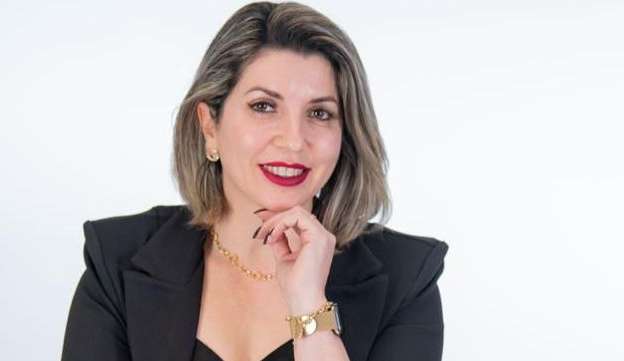 Conhecida como “A Clínica das Estrelas”, o espaço de estética de Elaine Martins é sucesso nos EUA