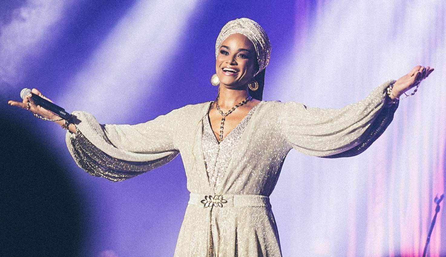 Luciana Mello, a Herdeira do Samba, lança “35 Anos Na Música” através de live