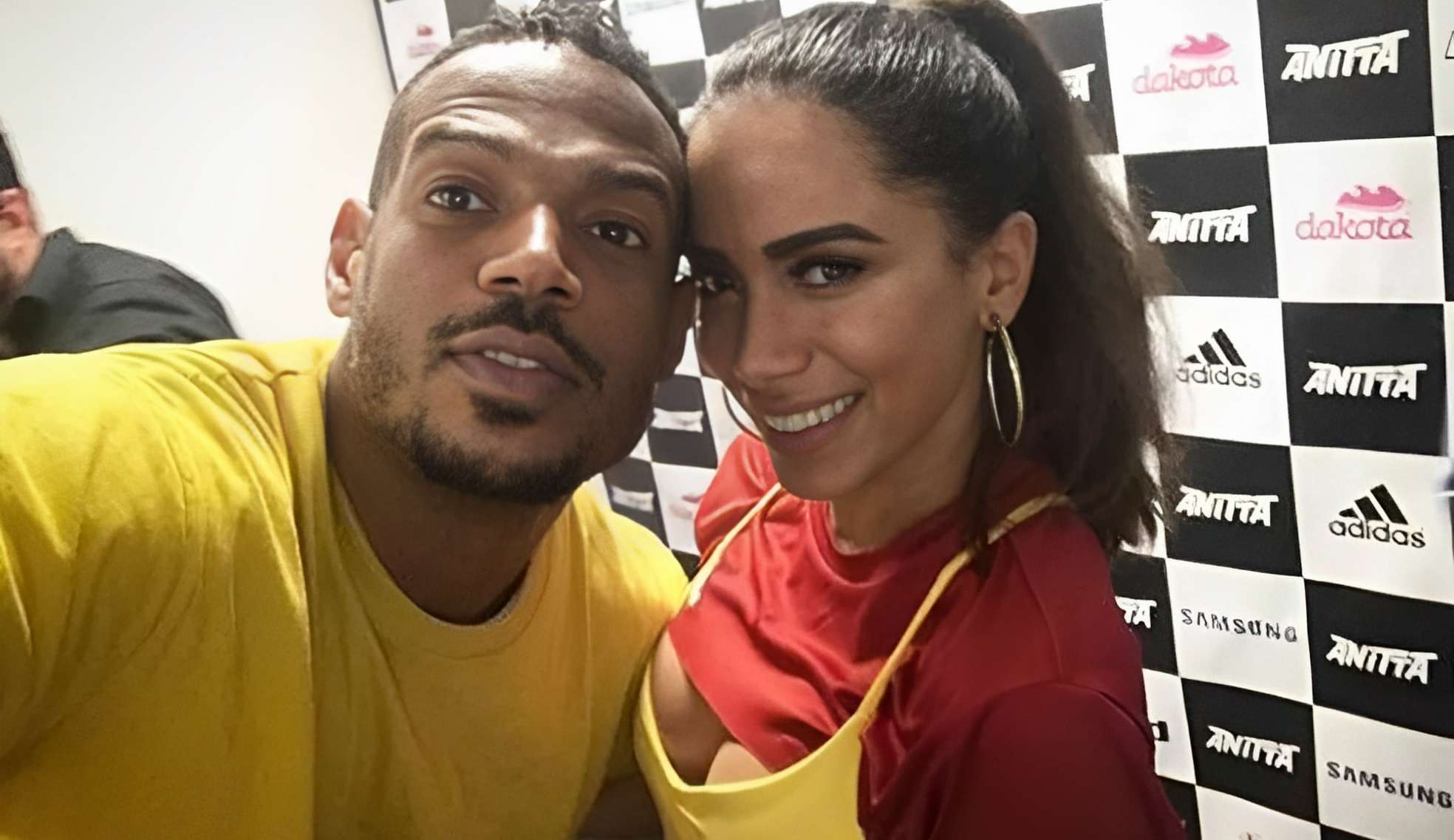 Anitta recebe declaração de Marlon Wayans em seu aniversário de 30 anos