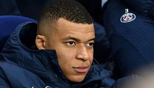 Venda de Mbappé trava por Real Madrid não negociar mais  com o PSG
