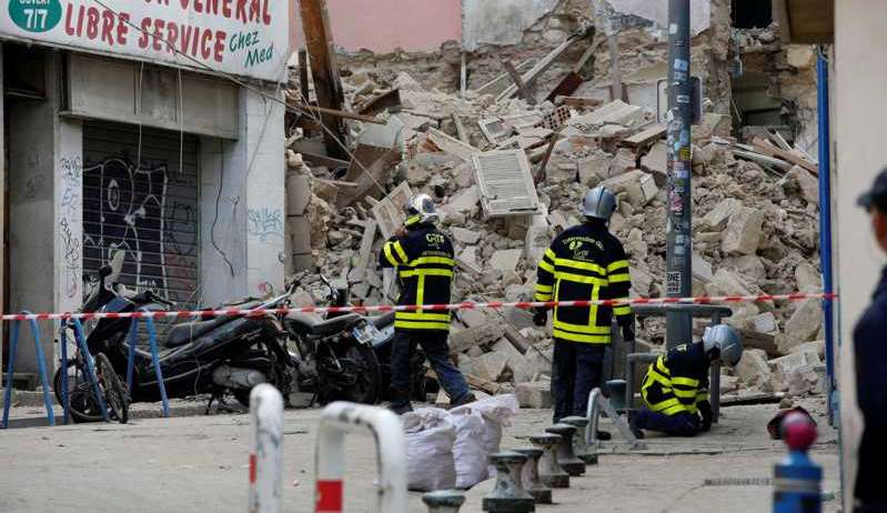 Prédio de quatro andares desaba em Marselha, na França