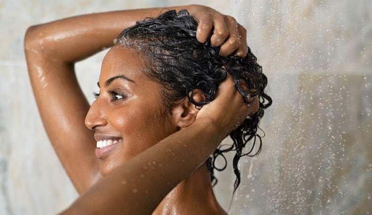 Enxágue triplo: seu cabelo três vezes mais saudável