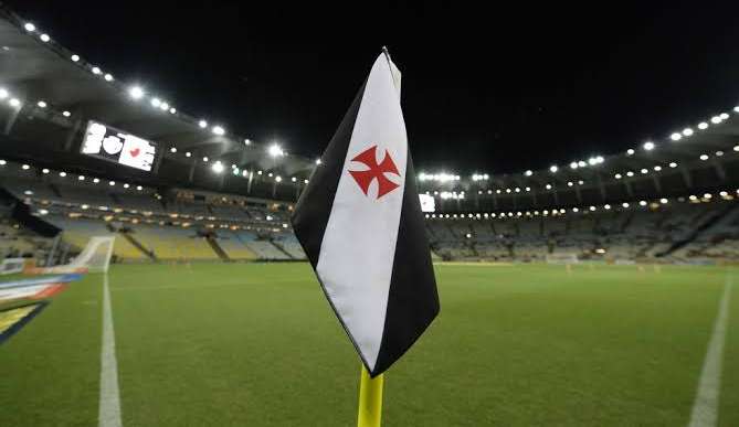 Vasco realiza ação na justiça contra o Flamengo para jogar no Maracanã