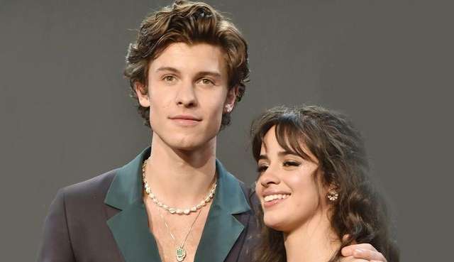 Camila Cabello confirma que reatou namoro com Shawn Mendes