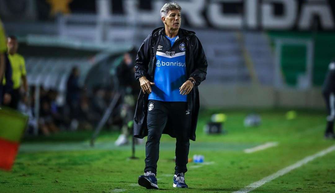 Renato Gaúcho aguarda reforços na próxima janela