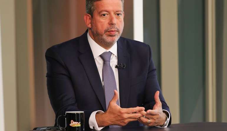 Arthur Lira confirma votação para urgência de PL das Fake News