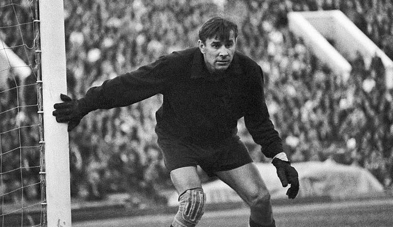 Dia do Goleiro é celebrado sem representantes brasileiros no top-10 de revista francesa