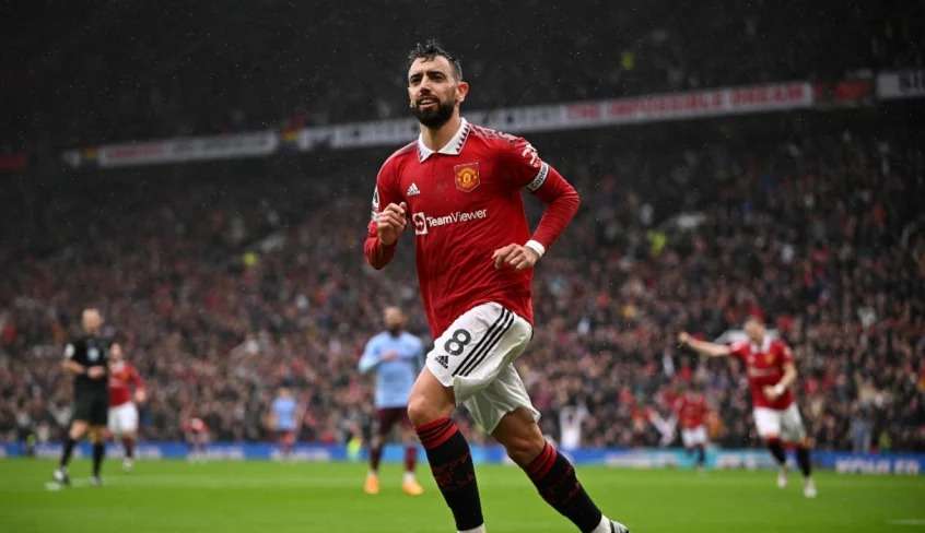 Manchester United vence Aston Villa pela Premier League