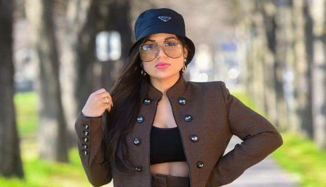 Teatro em NY e Festival de Cannes: Kelly Mendes dá spoiler de próximos compromissos