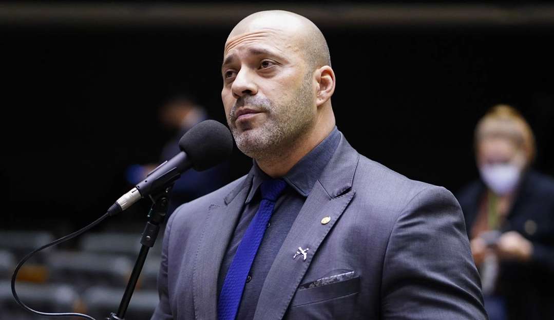 Por 8 a 2, STF conclui julgamento e derruba perdão de Bolsonaro a Daniel Silveira