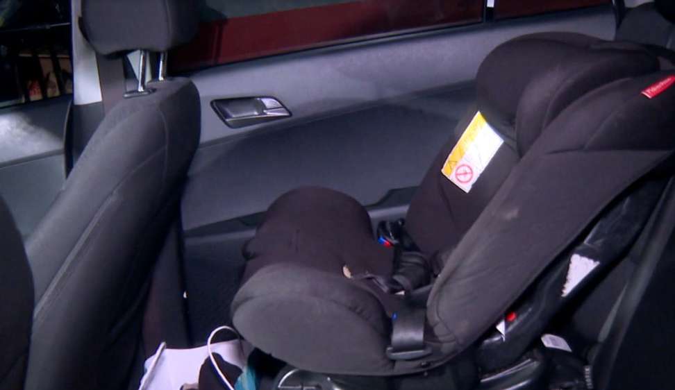 Menino desaparecido foi encontrado pelas autoridades em carro suspeito