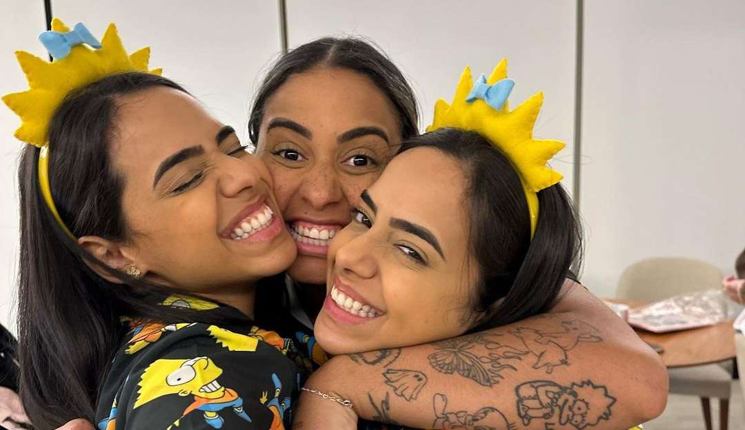 Gêmeas Lacração expõem abuso de familiares de Loma em rede social