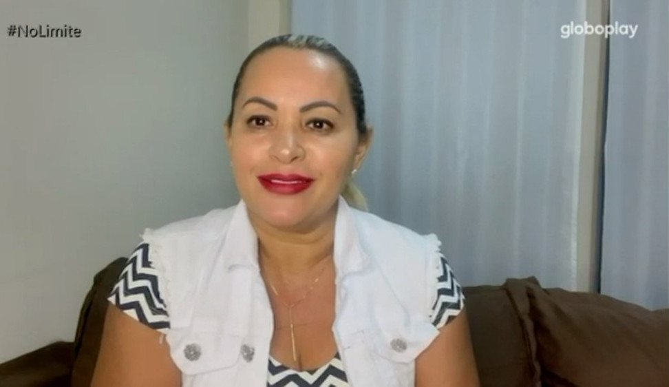 No Limite: Mãe de Arcrebiano manda recado: ‘Esquece fazer casal’
