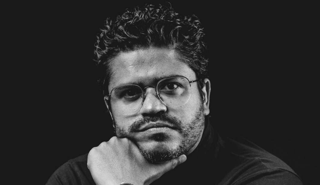 Douglas Nascimento dá 5 dicas de como se tornar uma celebridade nas redes