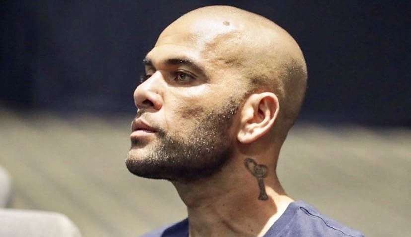 Ferimento no joelho de mulher se torna prova crucial contra Daniel Alves