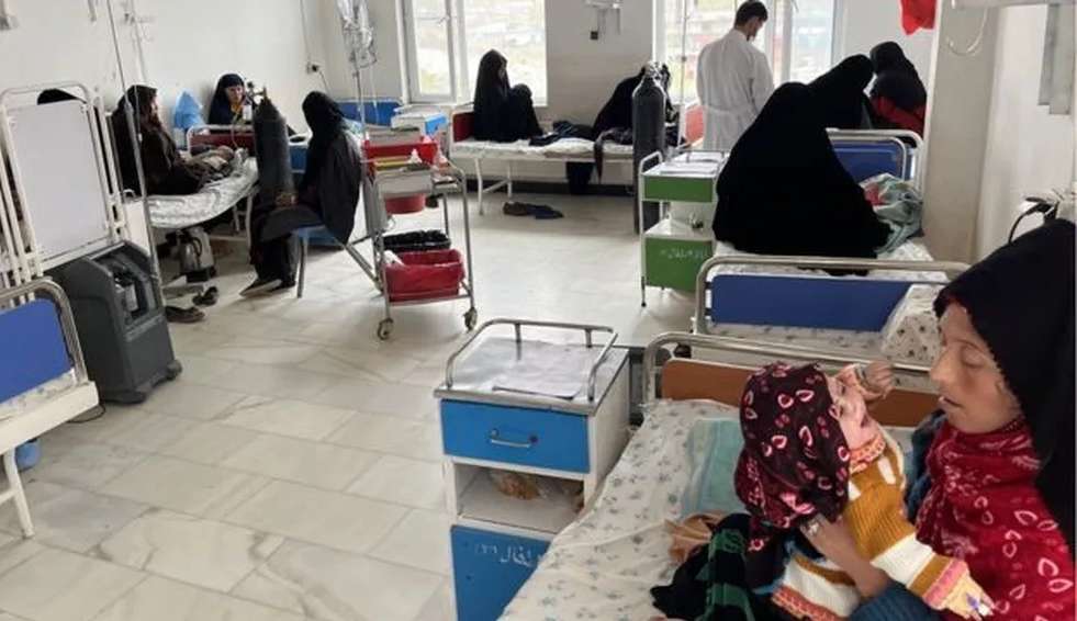 Hospitais do Afeganistão vivem um colapso, afirma Unicef