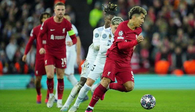 Real Madrid cogita contratação de Roberto Firmino, diz jornalista