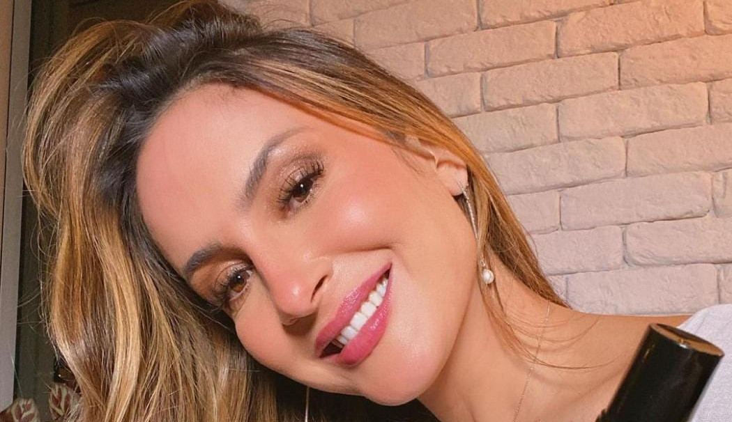 Cláudia Leitte se defende após ser criticada por internautas do programa “Altas Horas”
