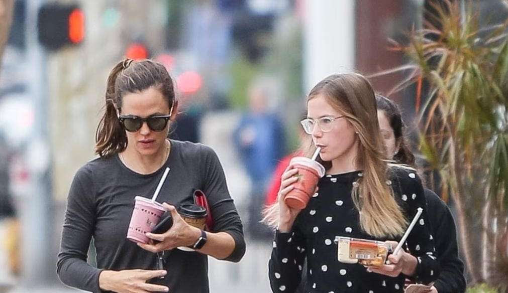 Jennifer Garner estaria incomodada com a ideia de mudança dos filhos